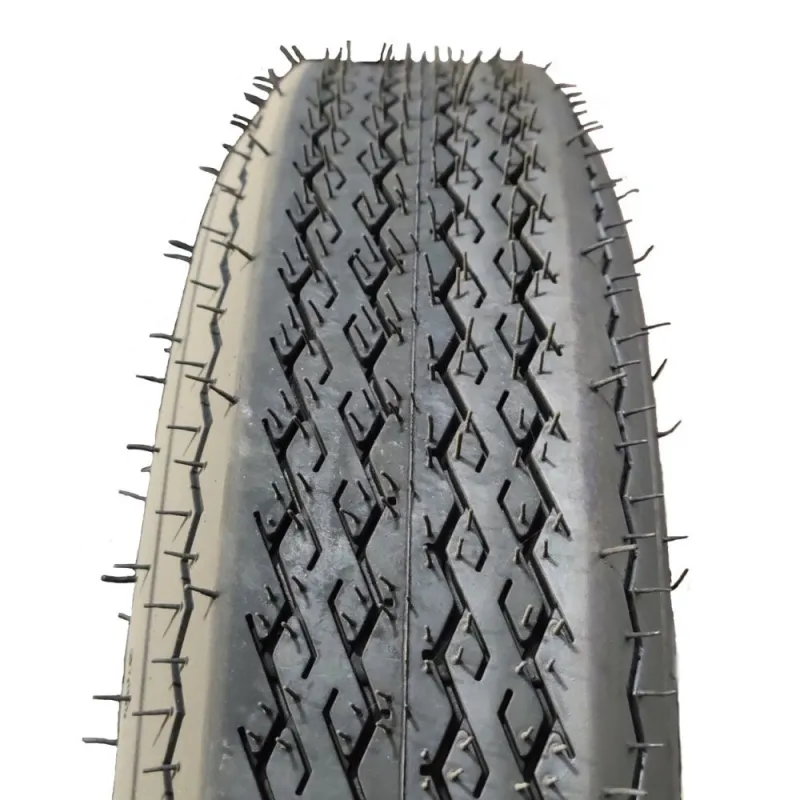20.5 x 8.5-10 10 Ply Tire