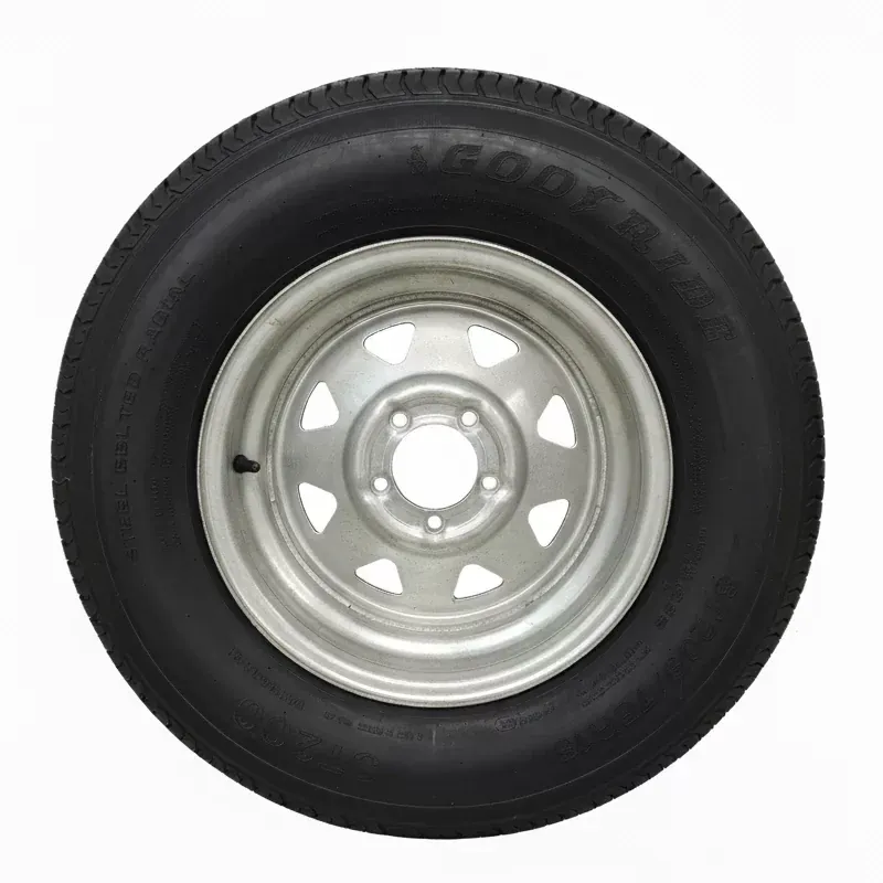 Pneu Radial GOODRIDE 205/75R15 6 Plis sur Jante Rally Galvanisée 5 trous