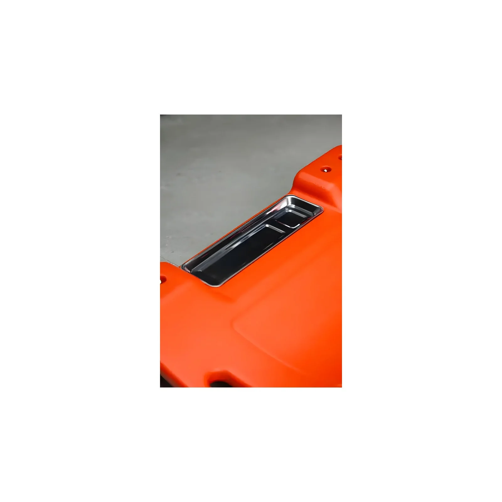 Rodac 40" Plastic creeper with magnetic trays