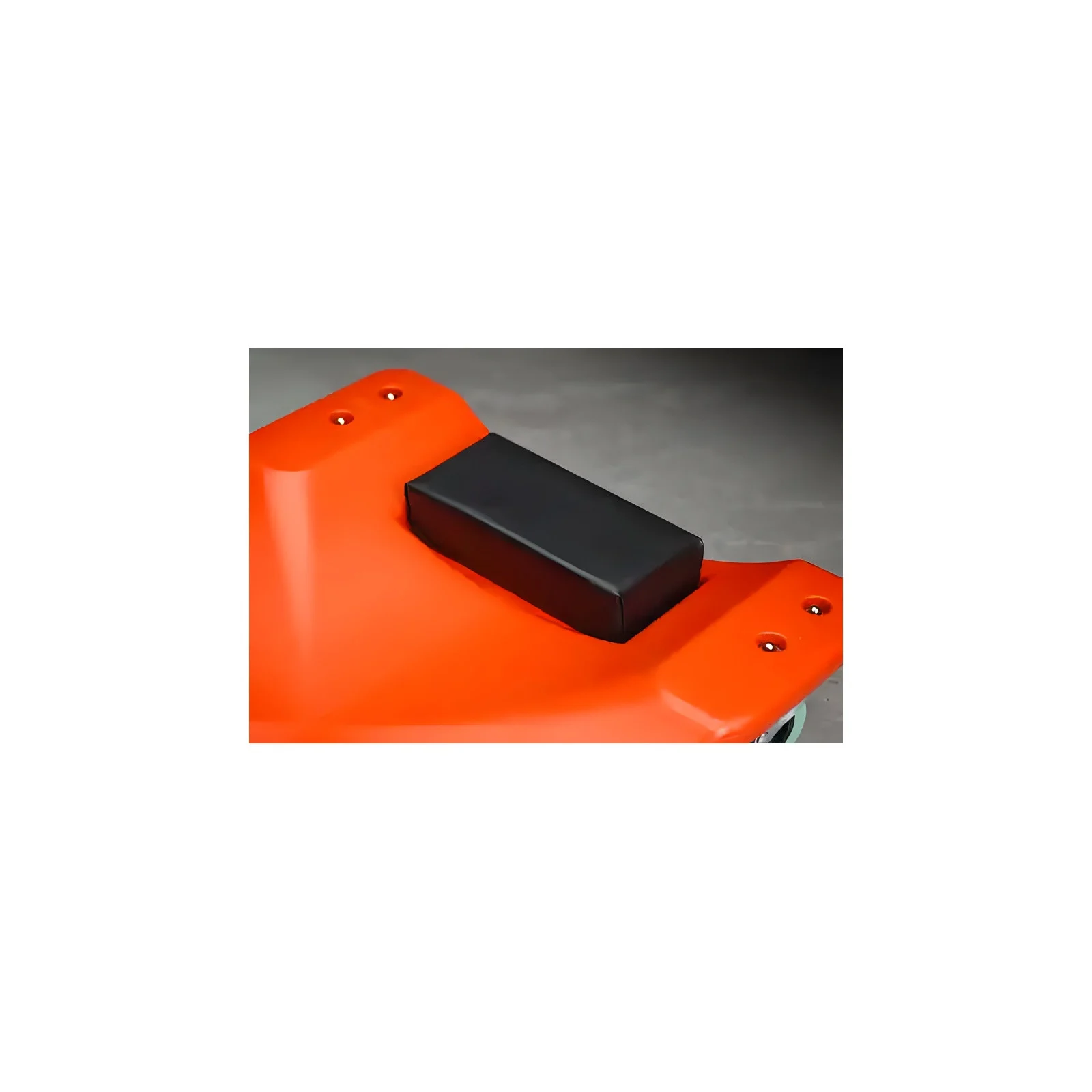 Rodac 40" Plastic creeper with magnetic trays